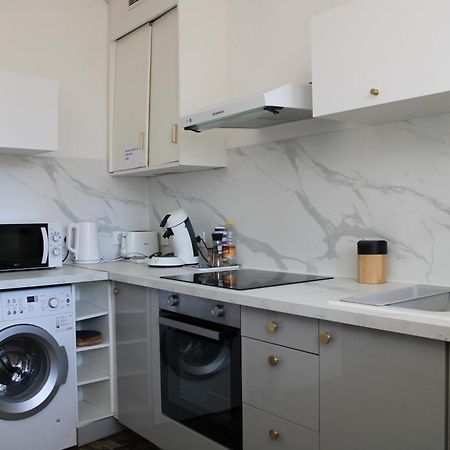 Superbe Appartement Avec Parking Sur Place Nimes Luaran gambar