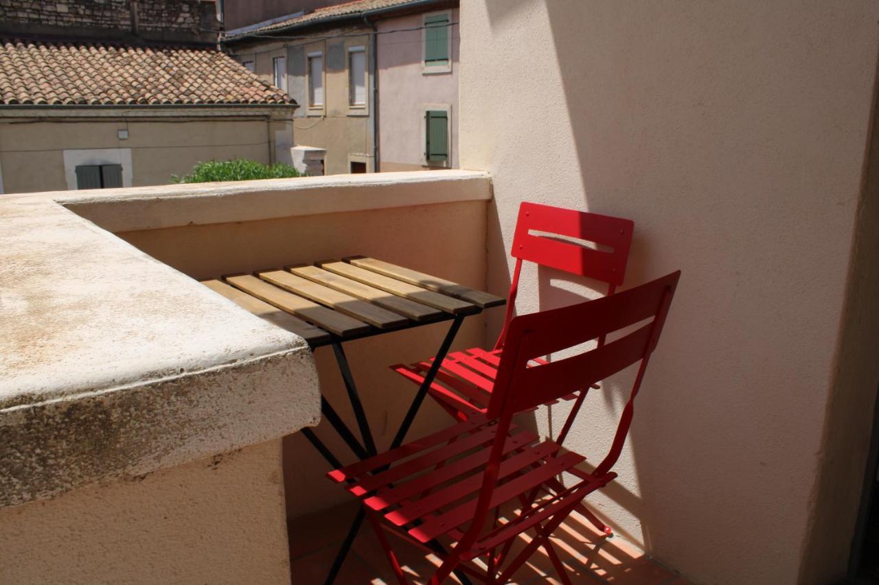 Superbe Appartement Avec Parking Sur Place Nimes Luaran gambar