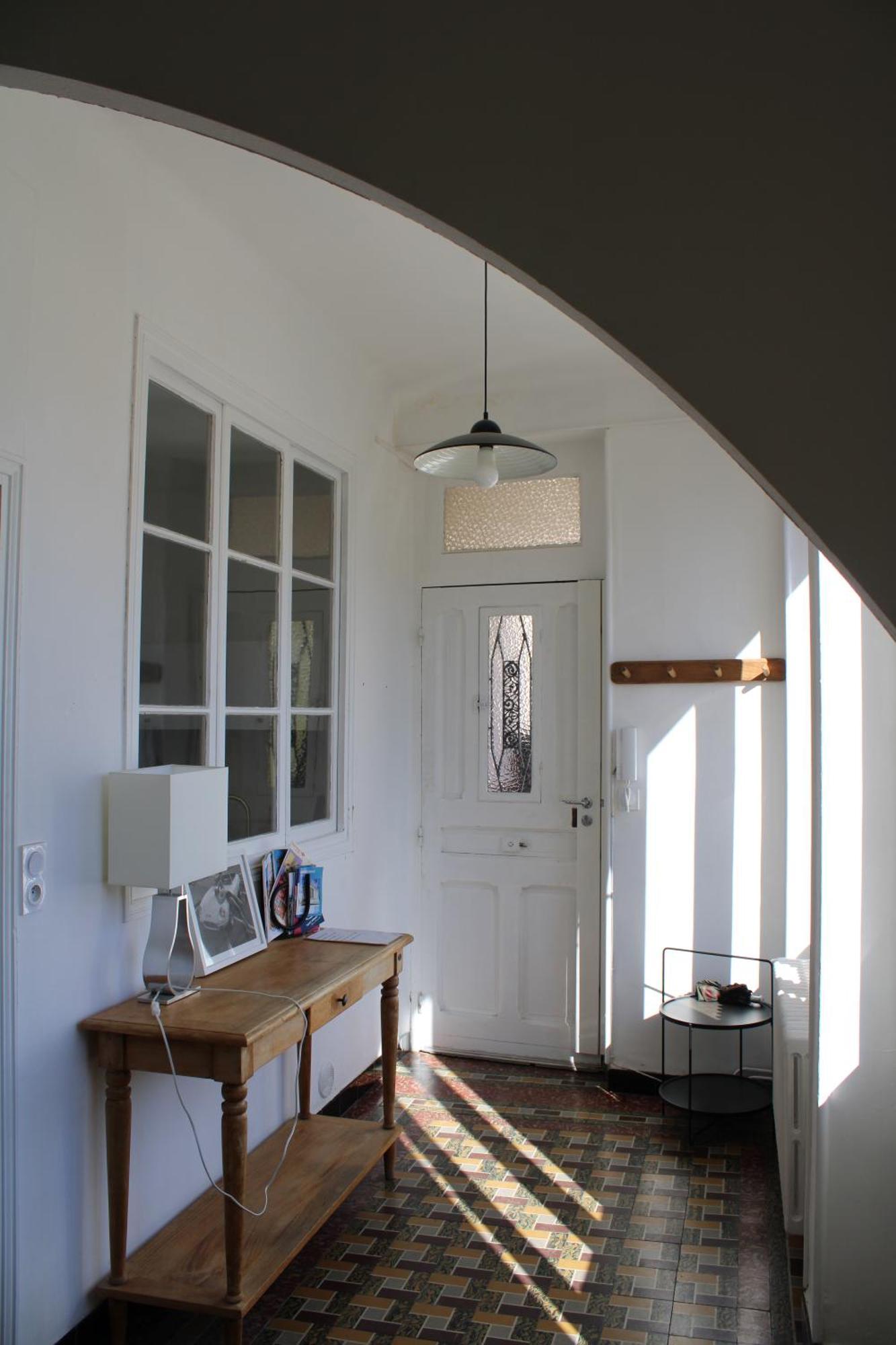 Superbe Appartement Avec Parking Sur Place Nimes Luaran gambar