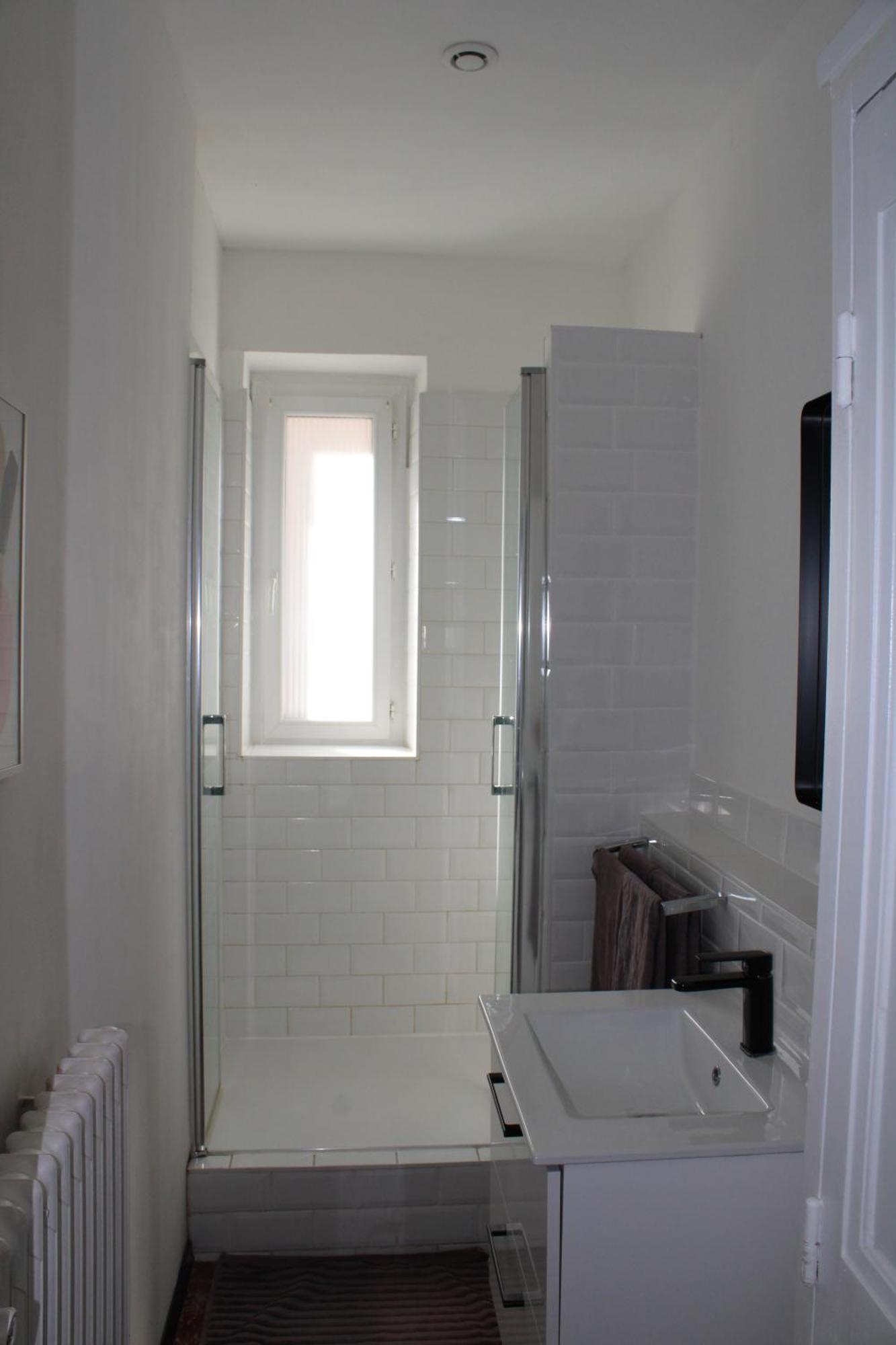 Superbe Appartement Avec Parking Sur Place Nimes Luaran gambar